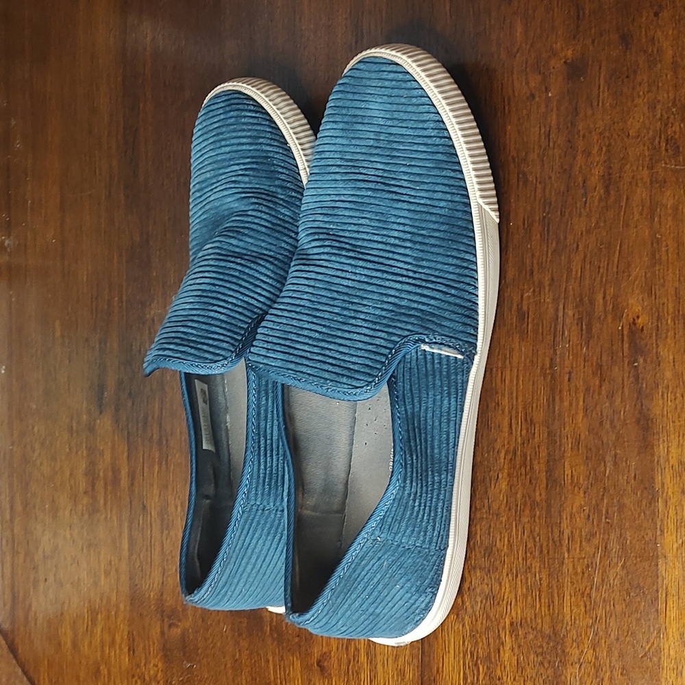TOMS Slip-On, Atlantic Corduroy, Size 9.5